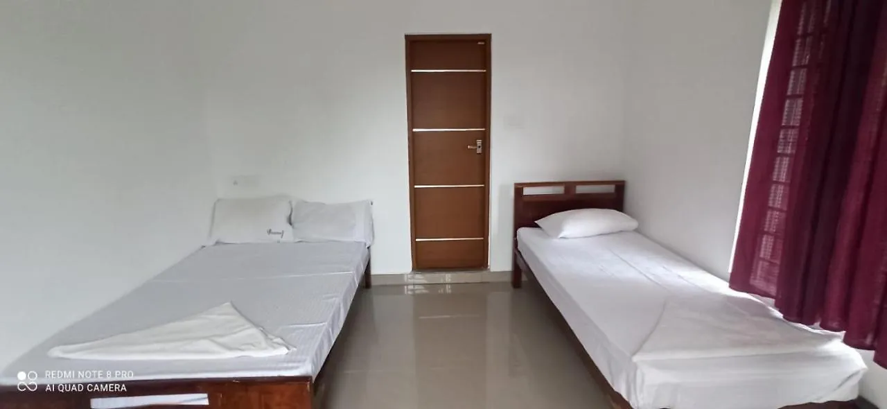 بيت شباب نزل 3R Residency مونار